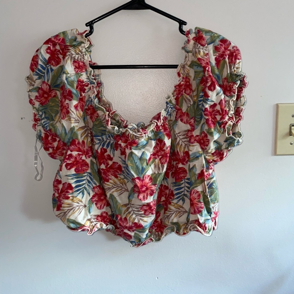 AmericanEagle Floral Crop Top